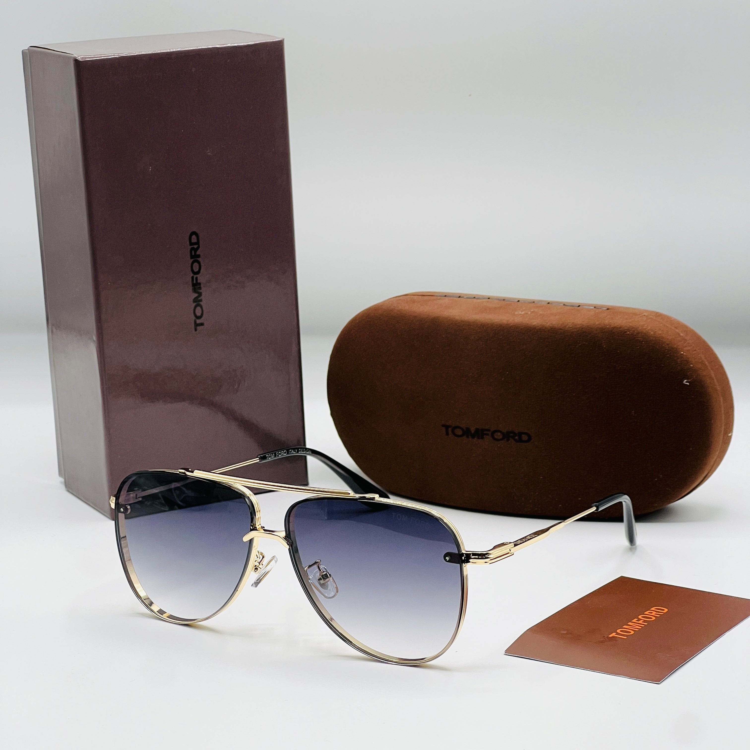 TOM FORD A