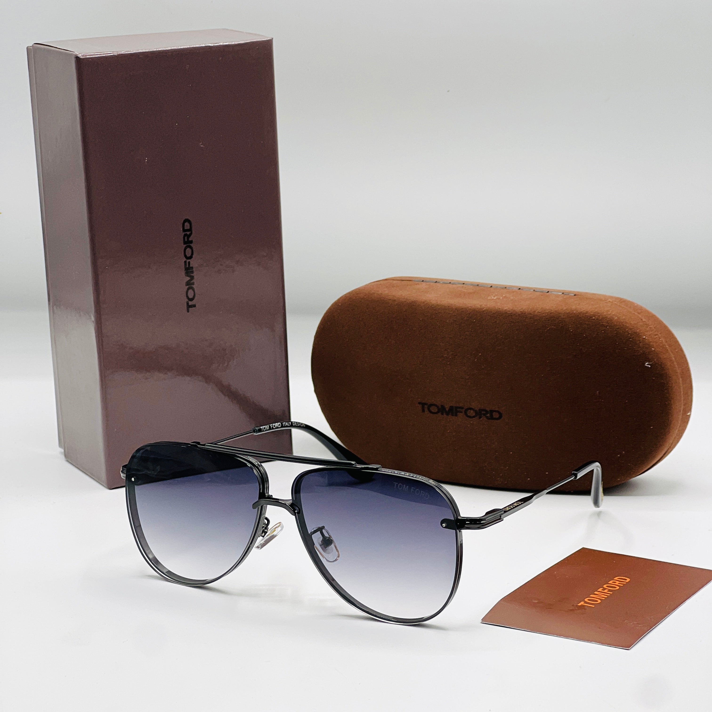 TOM FORD A