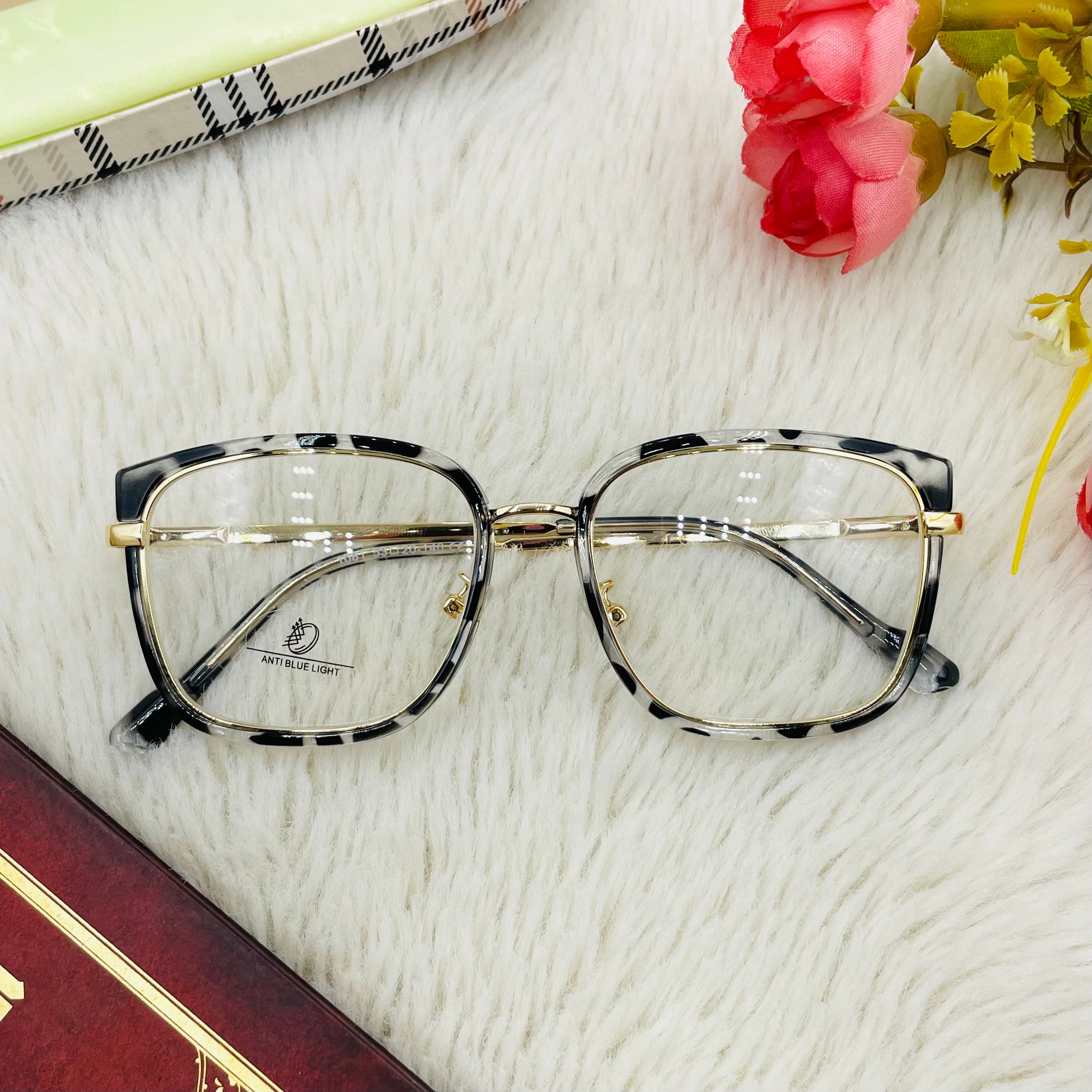 OPTIQUE B