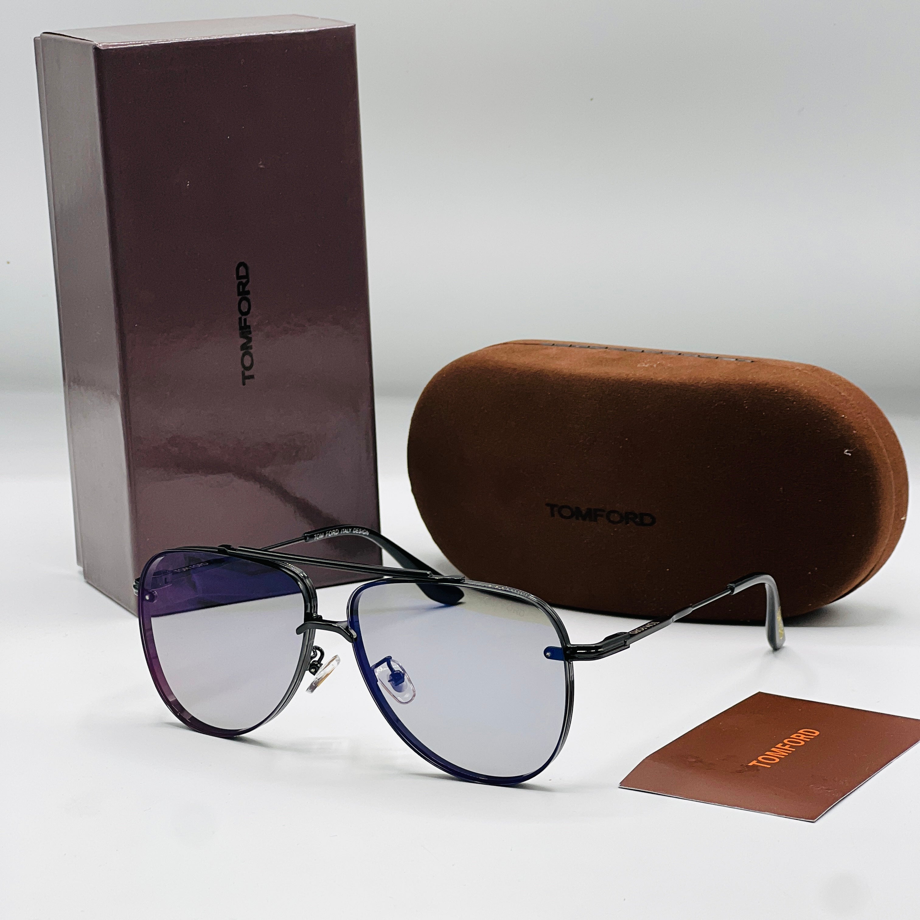 TOM FORD A