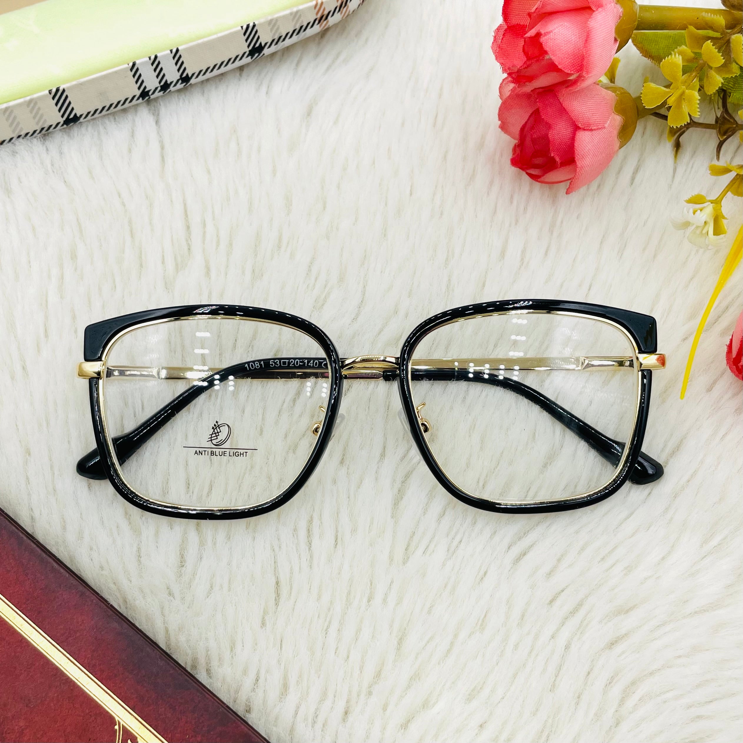 OPTIQUE B